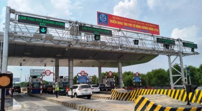 Electronic toll collection system launched on Hanoi-Hai Phong Expressway